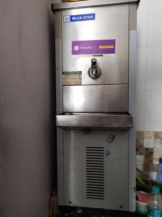 Super Dormitory Ac Deluxe Mumbai Exteriör bild